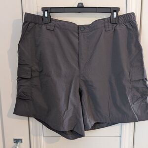 The North Face Women's Cargo Shorts - Gray